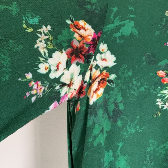 Green floral H&M dress, size 6 - Picture 2 of 5